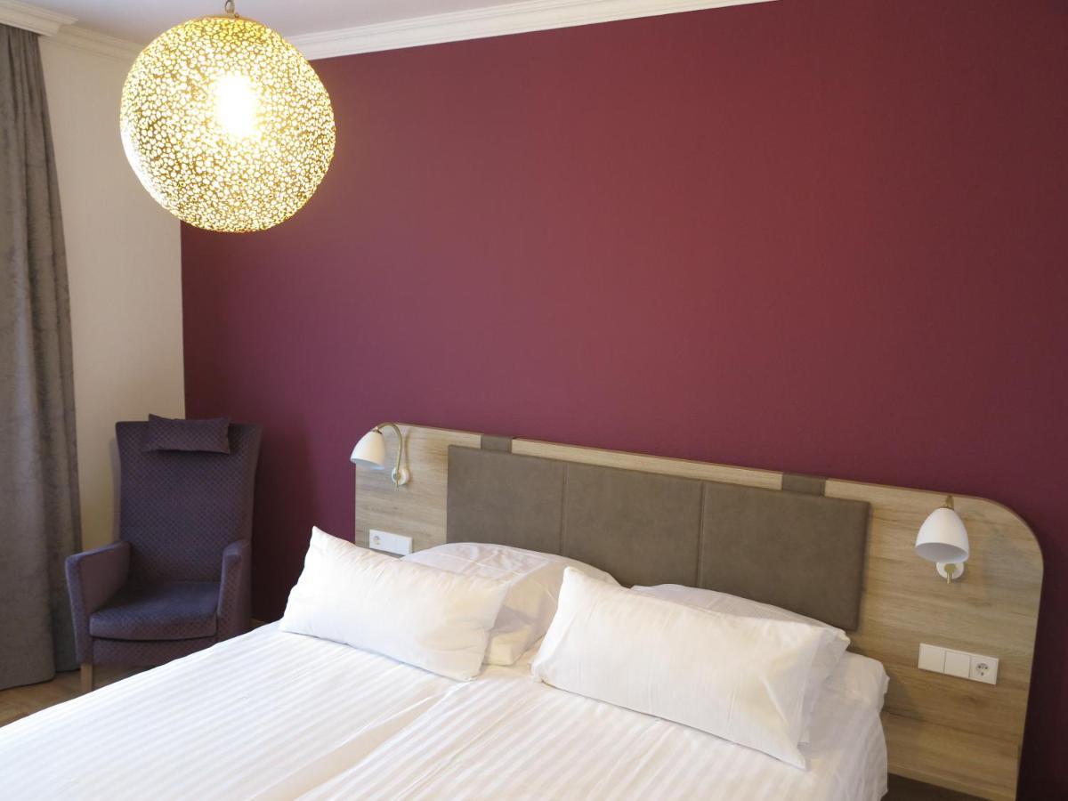 Hotel Ochsen Uberlingen Ngoại thất bức ảnh