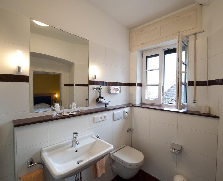 Hotel Ochsen Uberlingen Ngoại thất bức ảnh